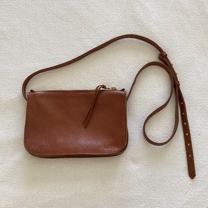 Madewell Simple Leather Crossbody English Saddle